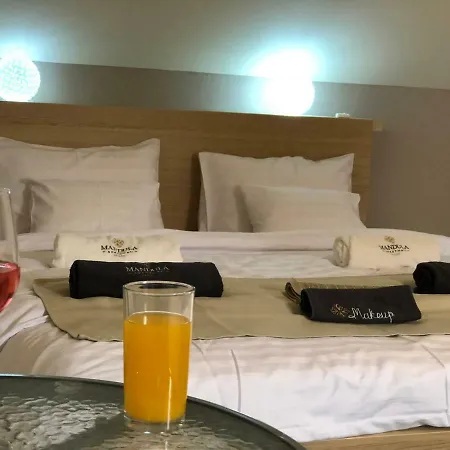 Mandula Apartman Cegléd Extérieur photo