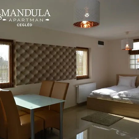 Mandula Apartman Cegléd Extérieur photo