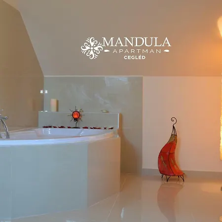 Mandula Apartman Cegléd Extérieur photo