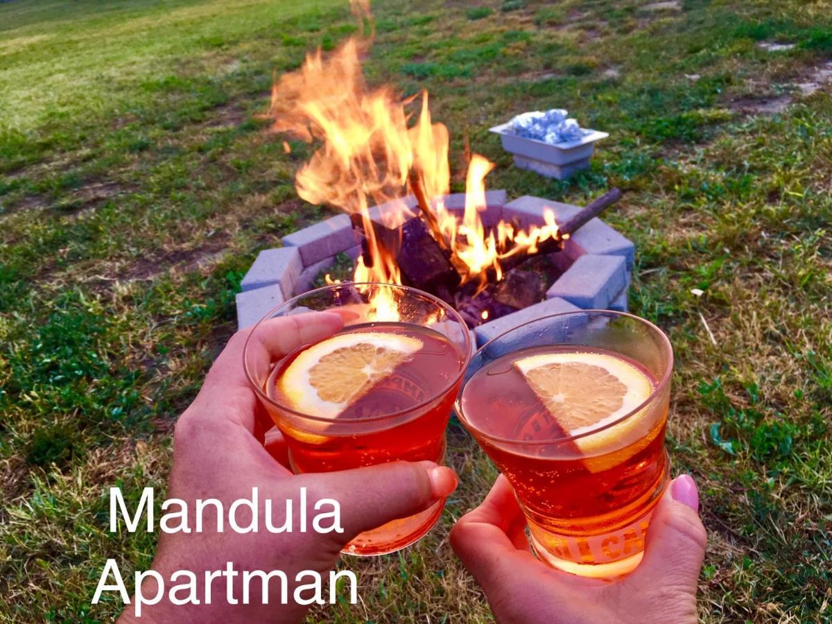Mandula Appartement *